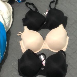 Victoria secret pink bras